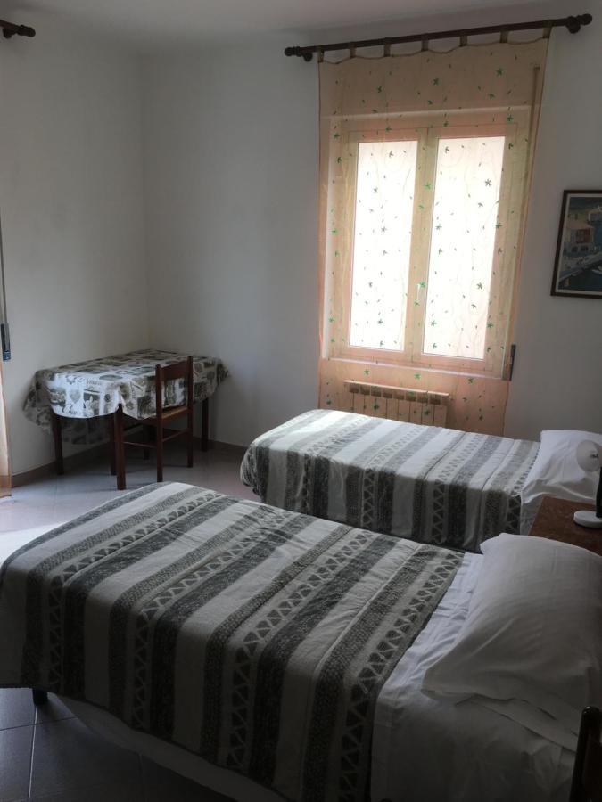 Appartamento Miramare, 2 Camere, Cucina, Bagno, Вентимиля Екстериор снимка