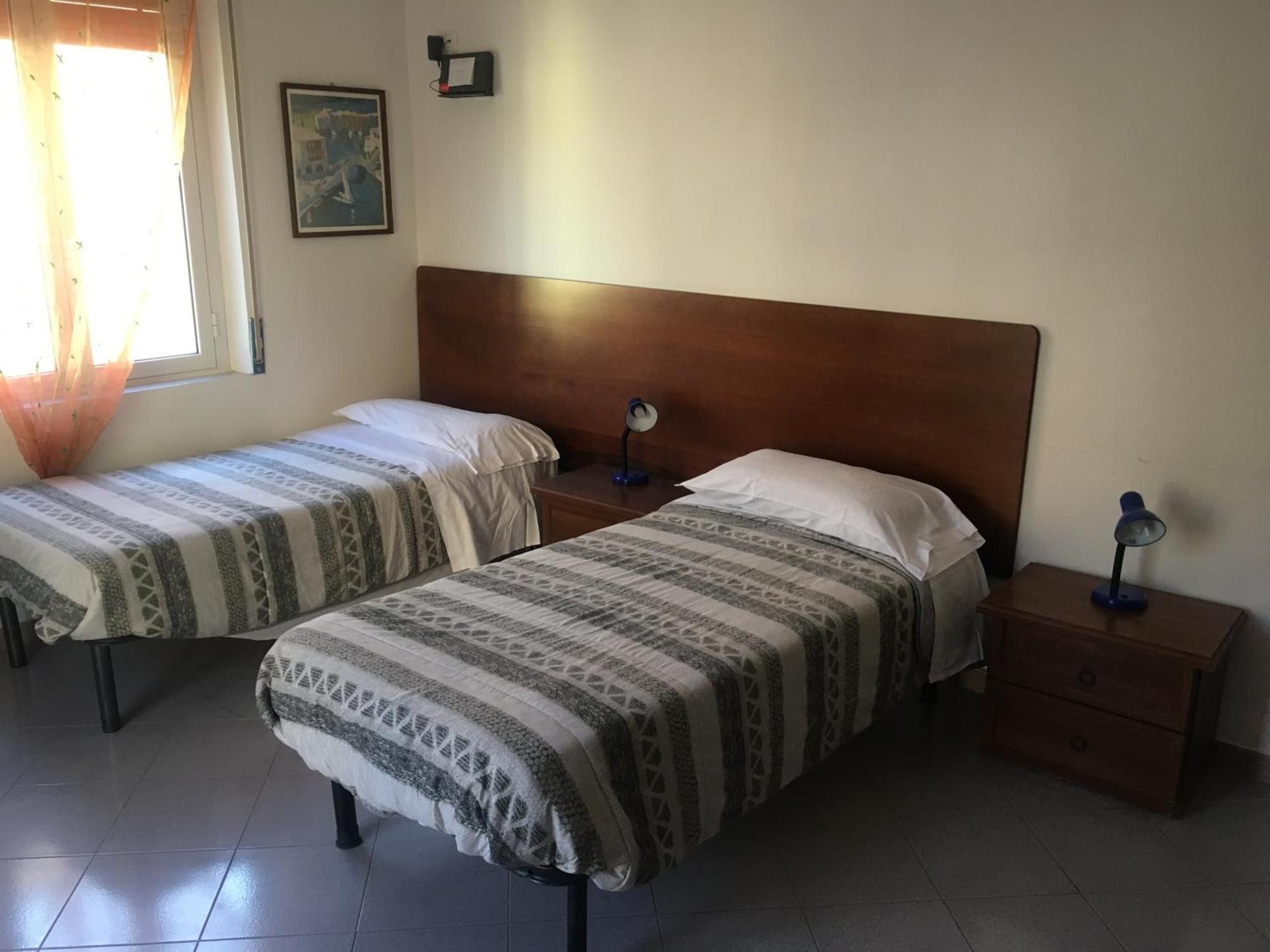 Appartamento Miramare, 2 Camere, Cucina, Bagno, Вентимиля Екстериор снимка